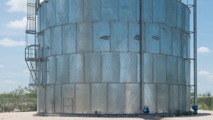 Water holding tank